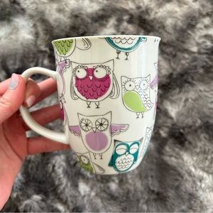 Cheerful owl mug
